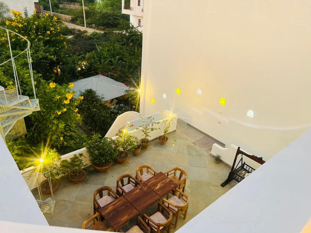 Mosaics Guest House ชัยปุระ ภายนอก รูปภาพ