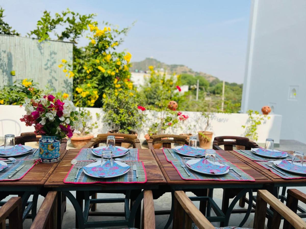 Mosaics Guest House ชัยปุระ ภายนอก รูปภาพ