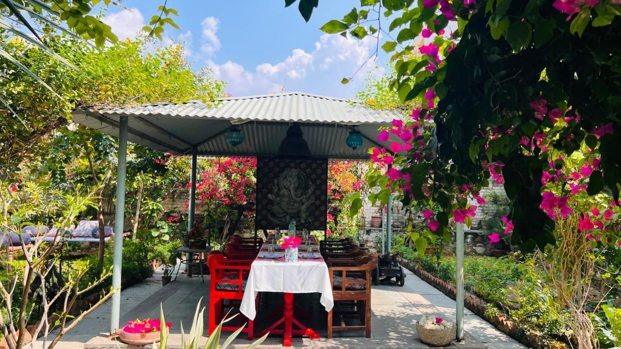 Mosaics Guest House ชัยปุระ ภายนอก รูปภาพ