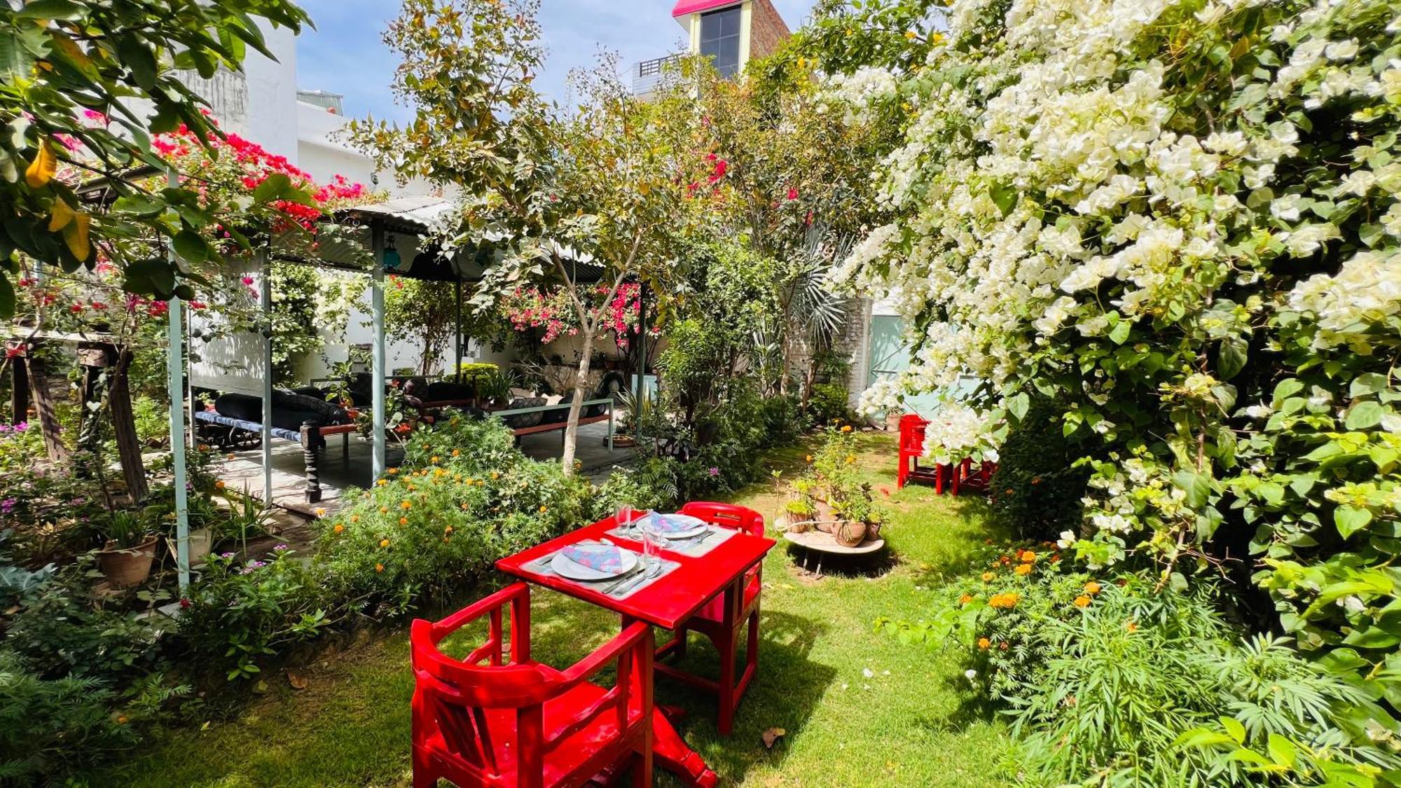 Mosaics Guest House ชัยปุระ ภายนอก รูปภาพ