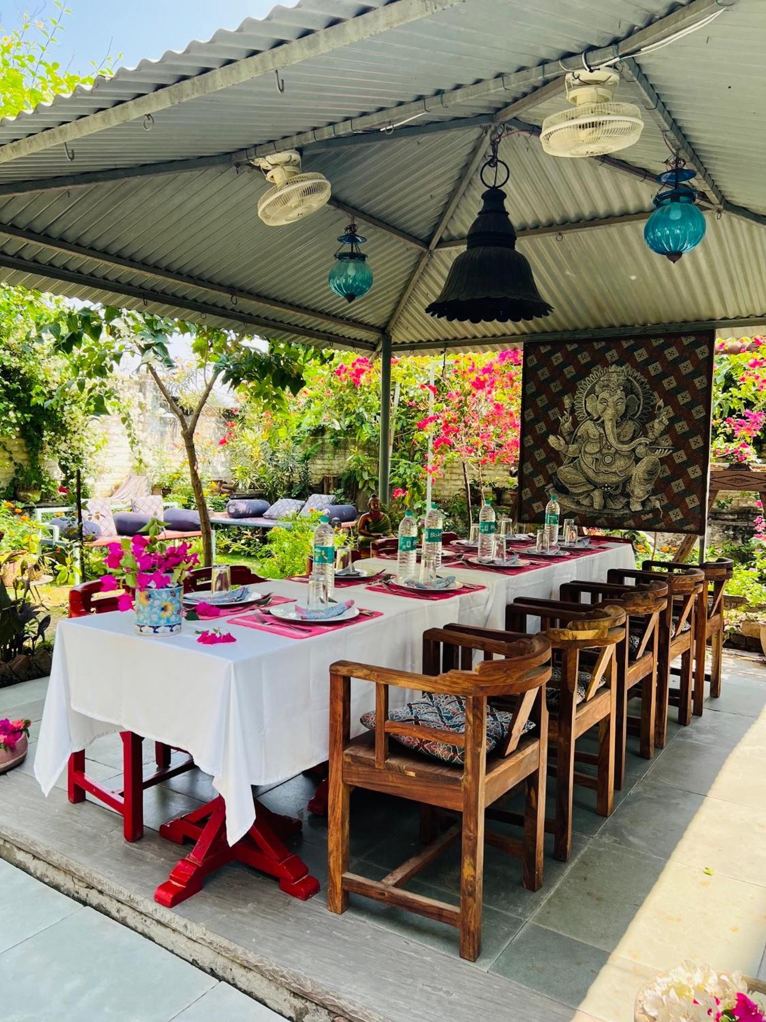 Mosaics Guest House ชัยปุระ ภายนอก รูปภาพ