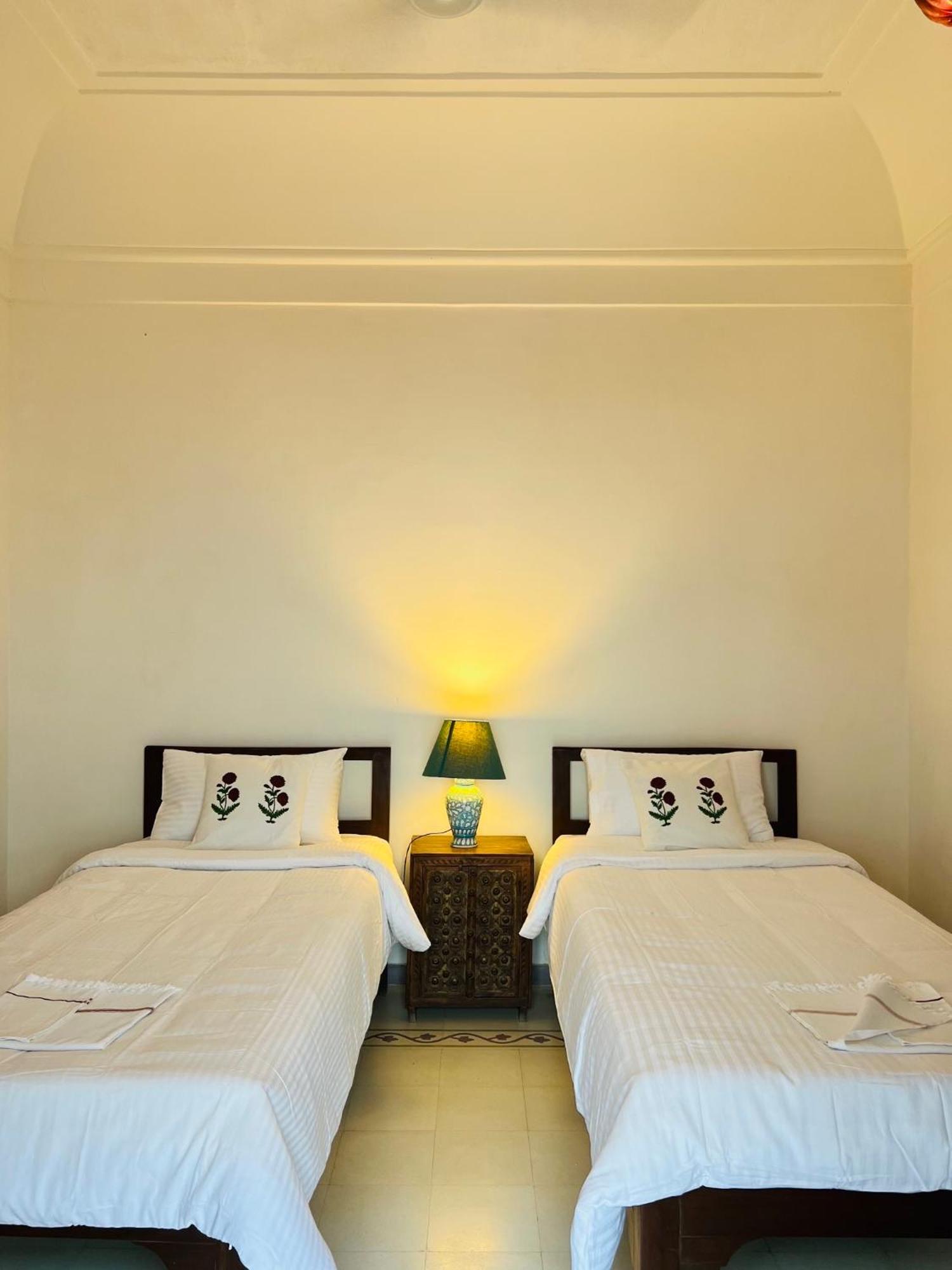 Mosaics Guest House ชัยปุระ ภายนอก รูปภาพ