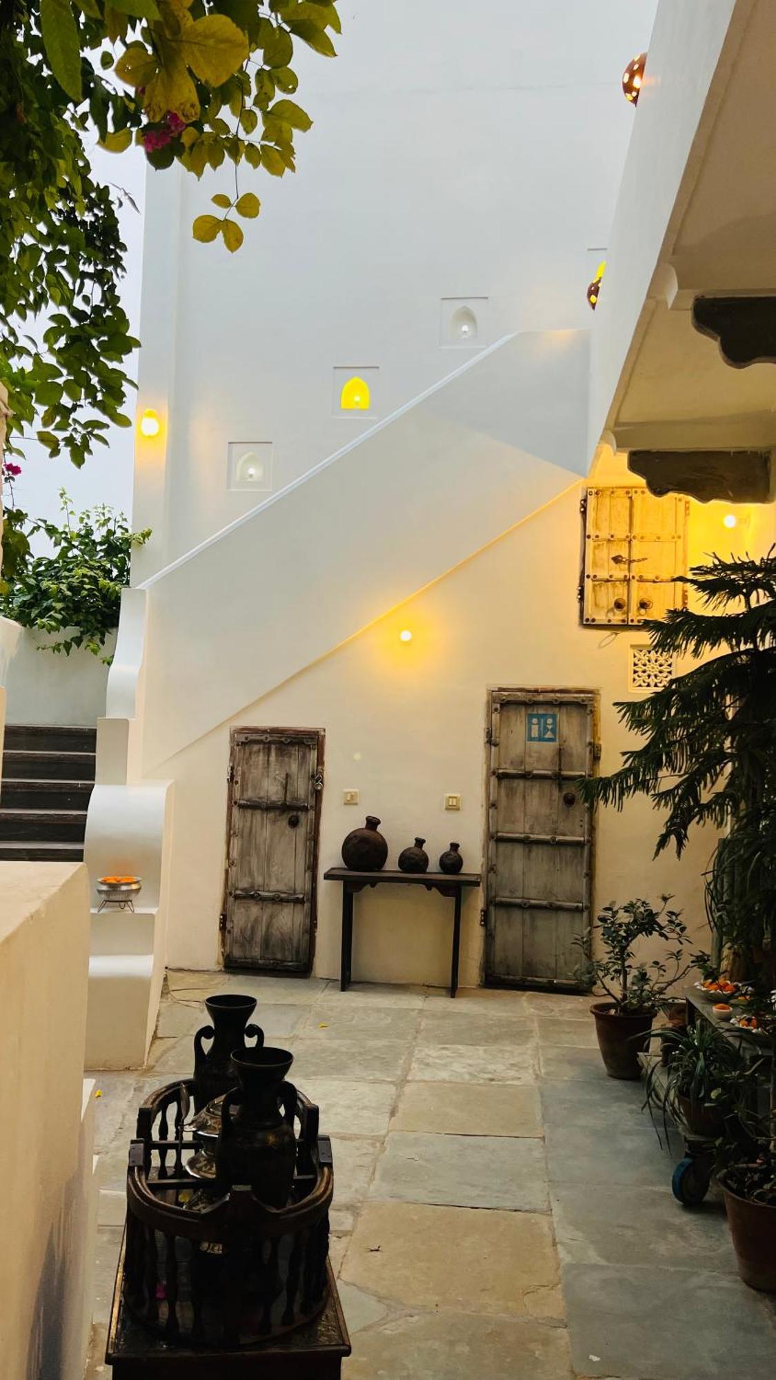 Mosaics Guest House ชัยปุระ ภายนอก รูปภาพ